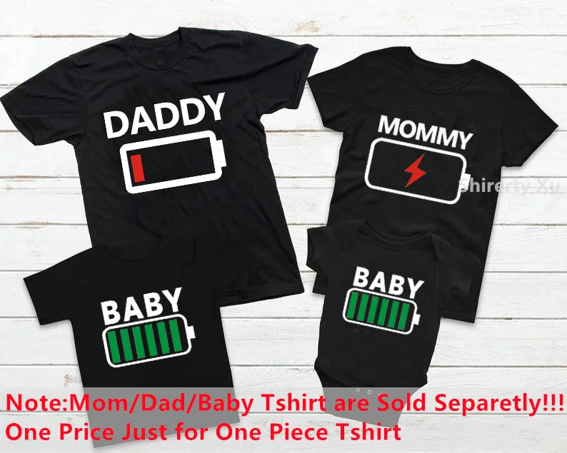 Family Matching Clothes Outfit Funny Battery Clothes Dad Mom Brother Sister T-shirt Family Look Daddy Mommy Me Baby Boy Girl Tee