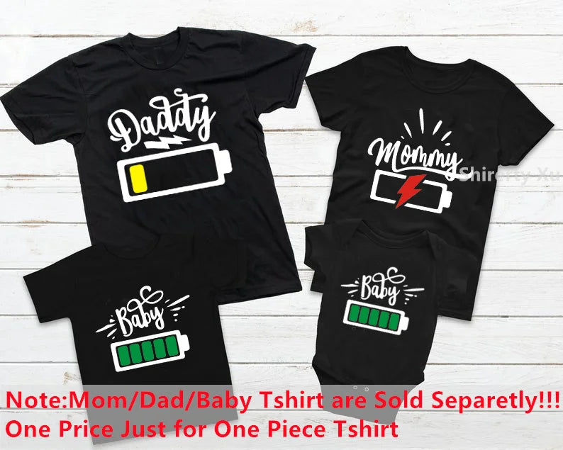 Family Matching Clothes Outfit Funny Battery Clothes Dad Mom Brother Sister T-shirt Family Look Daddy Mommy Me Baby Boy Girl Tee