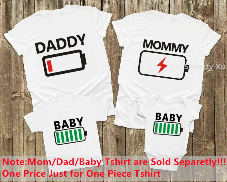 Family Matching Clothes Outfit Funny Battery Clothes Dad Mom Brother Sister T-shirt Family Look Daddy Mommy Me Baby Boy Girl Tee