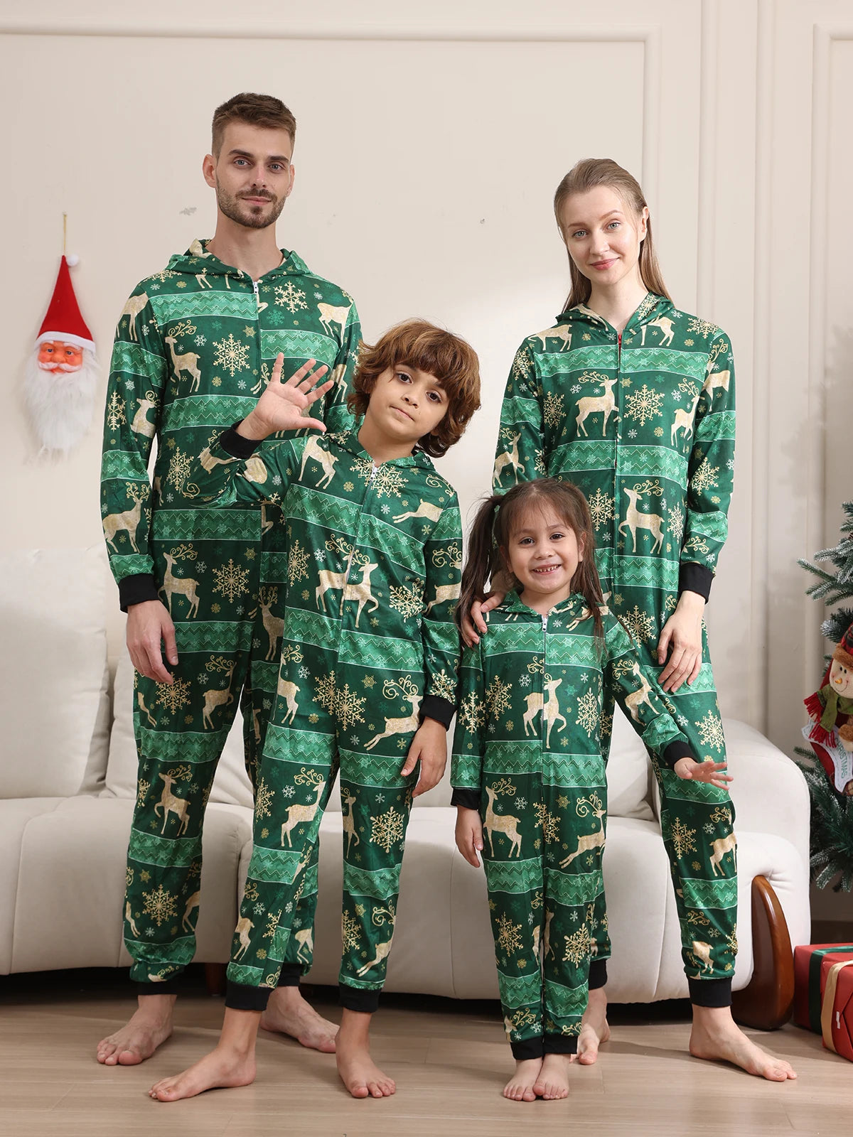 Family Christmas Pajamas Family clothing, Mom and Dad children baby jumpsuit Cute card jumpsuit overall Christmas family dress