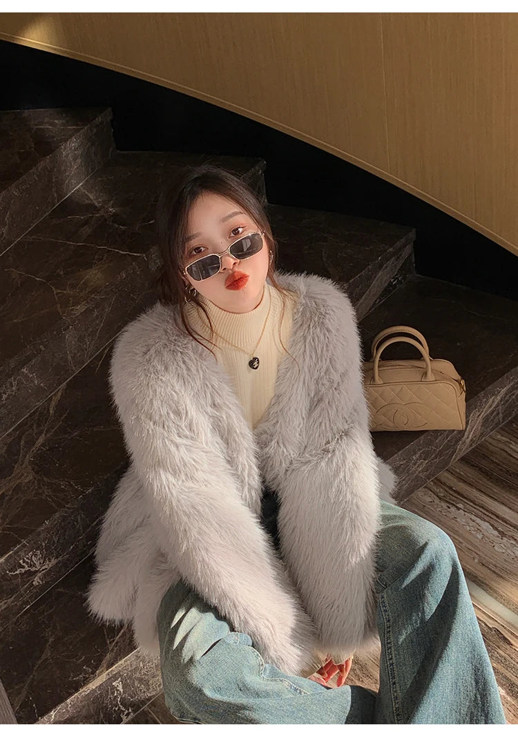 Women's Turtleneck Sweater Winter 2025 Retro with Velvet Lining Thickened Inner Wear Thermal Knitting Bottoming Shirt Pullovers