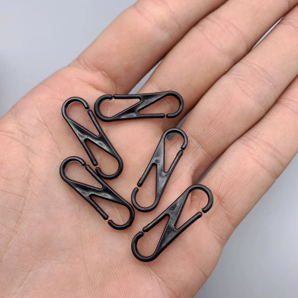 Jewelry Accessories 8-Shaped Keychain Glasses Chain Buckle Small Carabiner Snap Anti-lost Rope Hook Plastic Buckle