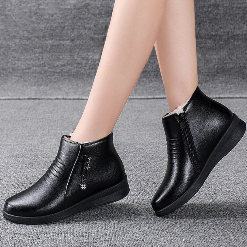 Winter Women Boots Leather Boots Warm Waterproof Cotton Shoes Soft Sole Plush Outdoor Snow Boot Non-slip Comfortable Ankle Boots