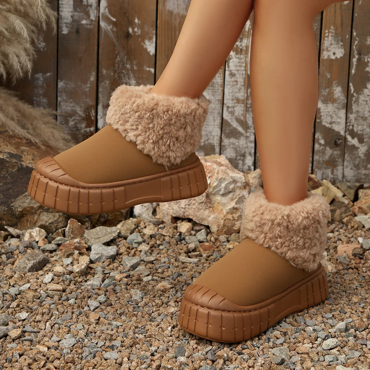 Winter Snow Boots for Women Warm Plush Ankle Boots Non-Slip Flat Sole Shoes for Girls Concise Outdoor Plush Shoes