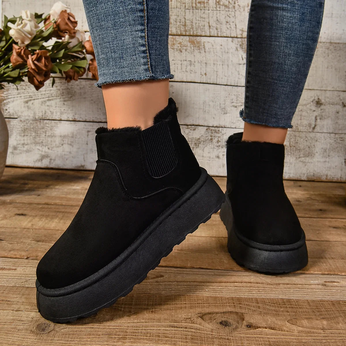 Winter Women Short Plush Warm Snow Boots Casual Shoes New Suede Fur Chelsea Ankle Boots Flats Platform Ladies Shoes Comfortable