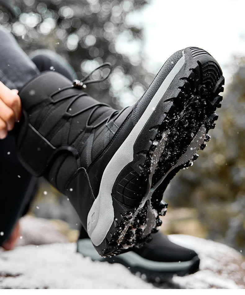 New Winter Hiking Boots Warm Plush Men's Boots High Top Couple Snow Boots Winter Outdoor Anti-Slip Ankle Boots Work Casual Boots