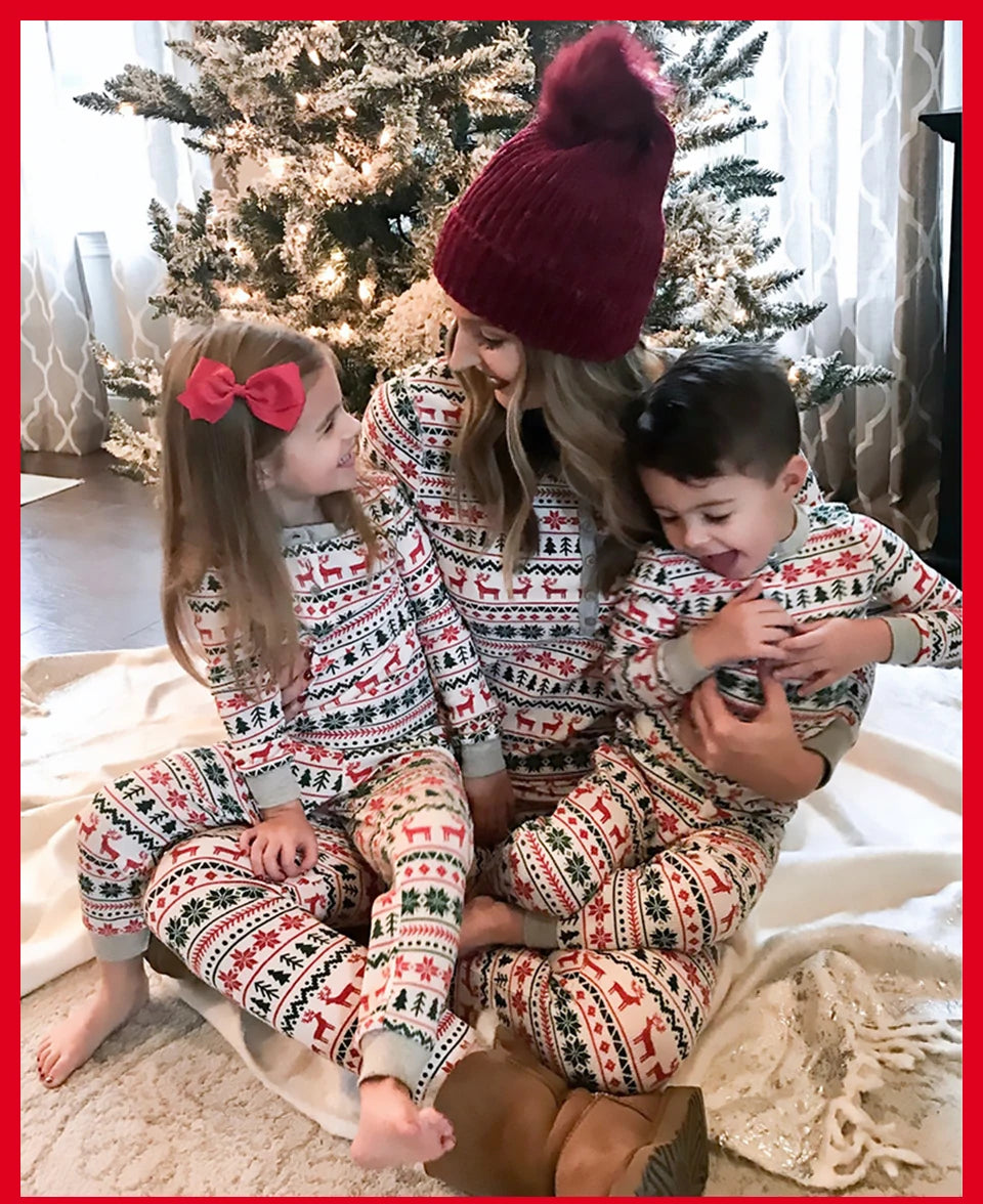 2023 Christmas Family Matching Pajamas New Year Xmas Father Mother Kids Baby Clothes Set Dad Mom And Daughter Son Pyjamas Outfit