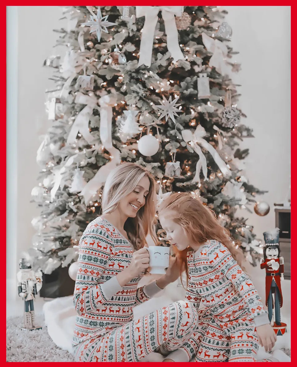 2023 Christmas Family Matching Pajamas New Year Xmas Father Mother Kids Baby Clothes Set Dad Mom And Daughter Son Pyjamas Outfit