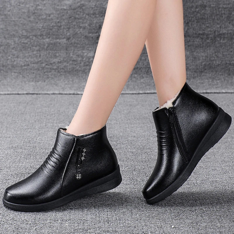 Winter Women Boots Leather Boots Warm Waterproof Cotton Shoes Soft Sole Plush Outdoor Snow Boot Non-slip Comfortable Ankle Boots