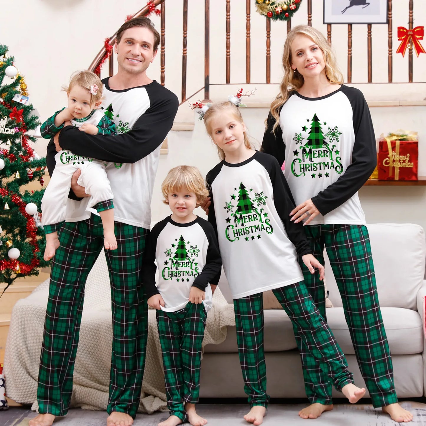 Christmas Family Matching Outfits Mom Dad Kids 2 Pieces Pajamas Set Baby Rompers Casual Loose Sleepwear Xmas Family Look Pyjamas