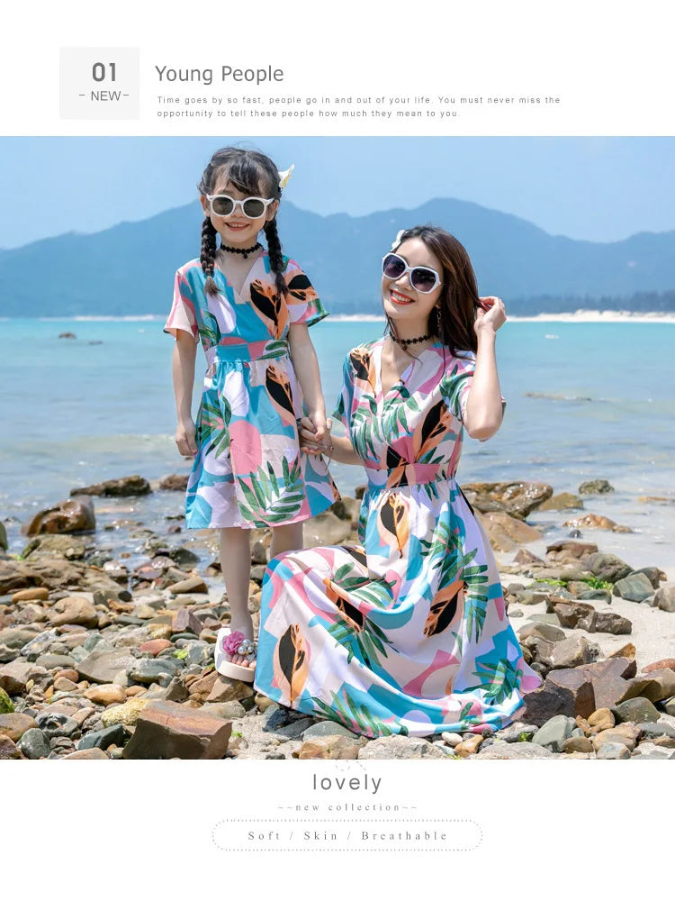 Family Matching Outfits Summer Beach Mother Daughter  Dresses Dad Son T-shirt & Shorts Family Look Couple Matching Outfit