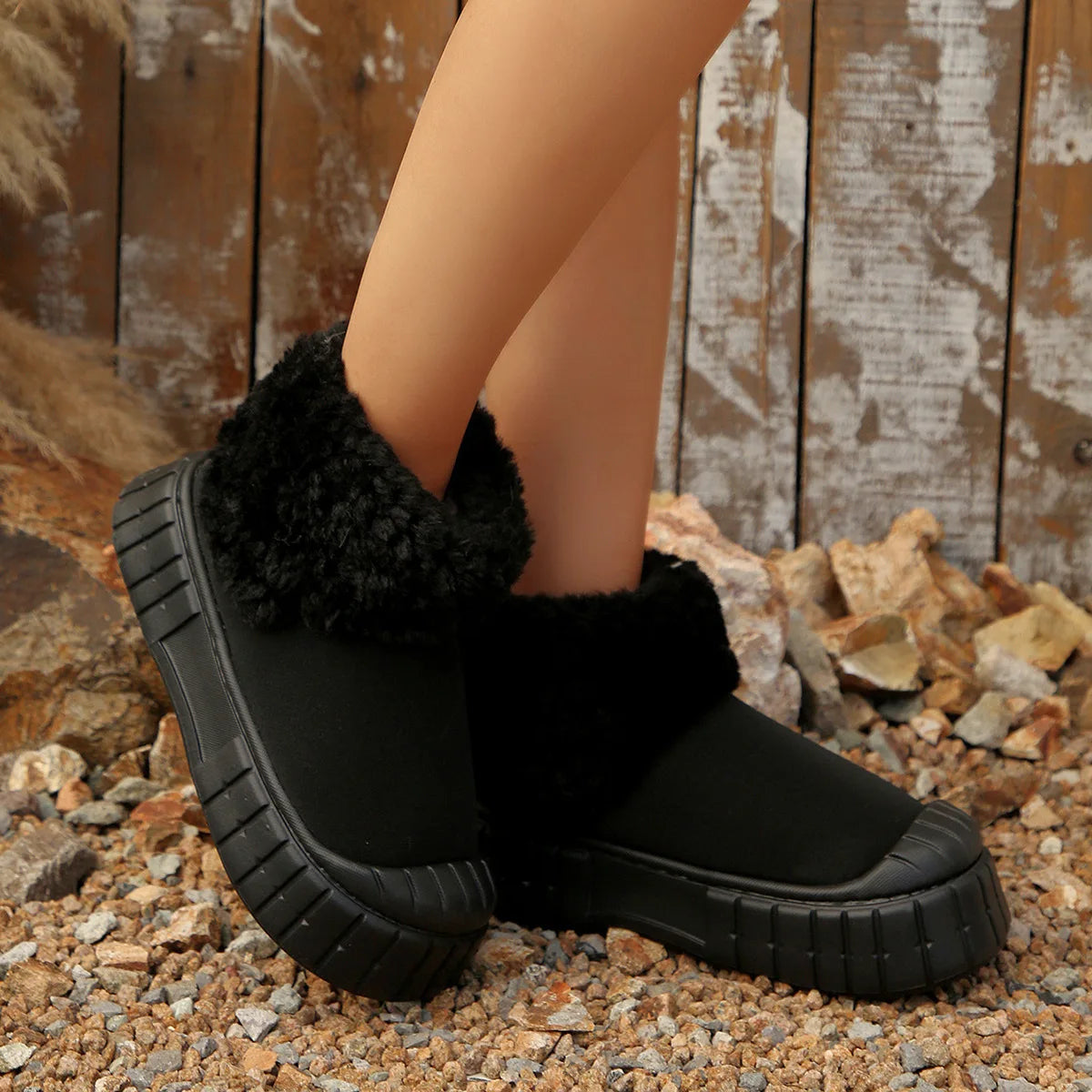 Winter Snow Boots for Women Warm Plush Ankle Boots Non-Slip Flat Sole Shoes for Girls Concise Outdoor Plush Shoes