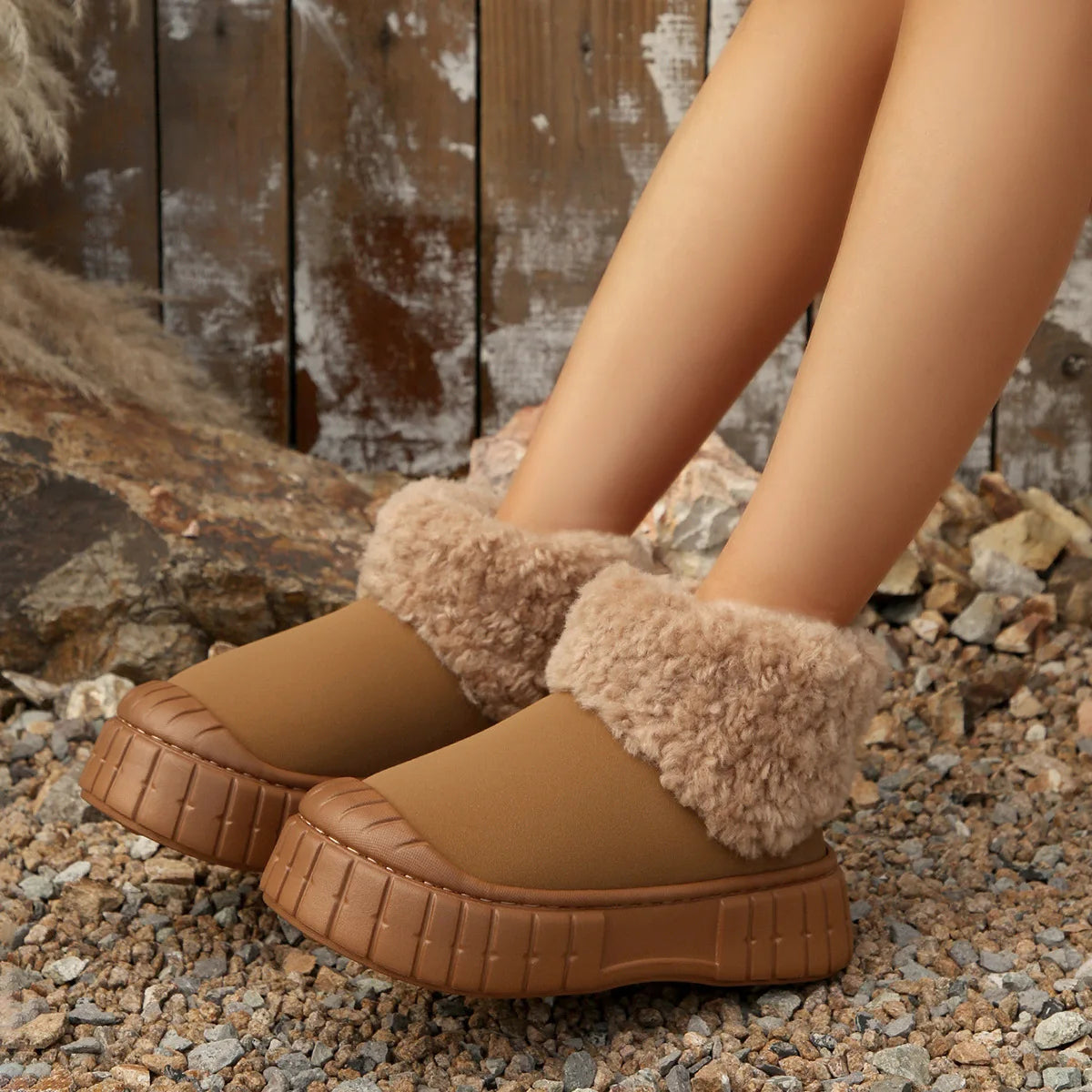 Winter Snow Boots for Women Warm Plush Ankle Boots Non-Slip Flat Sole Shoes for Girls Concise Outdoor Plush Shoes