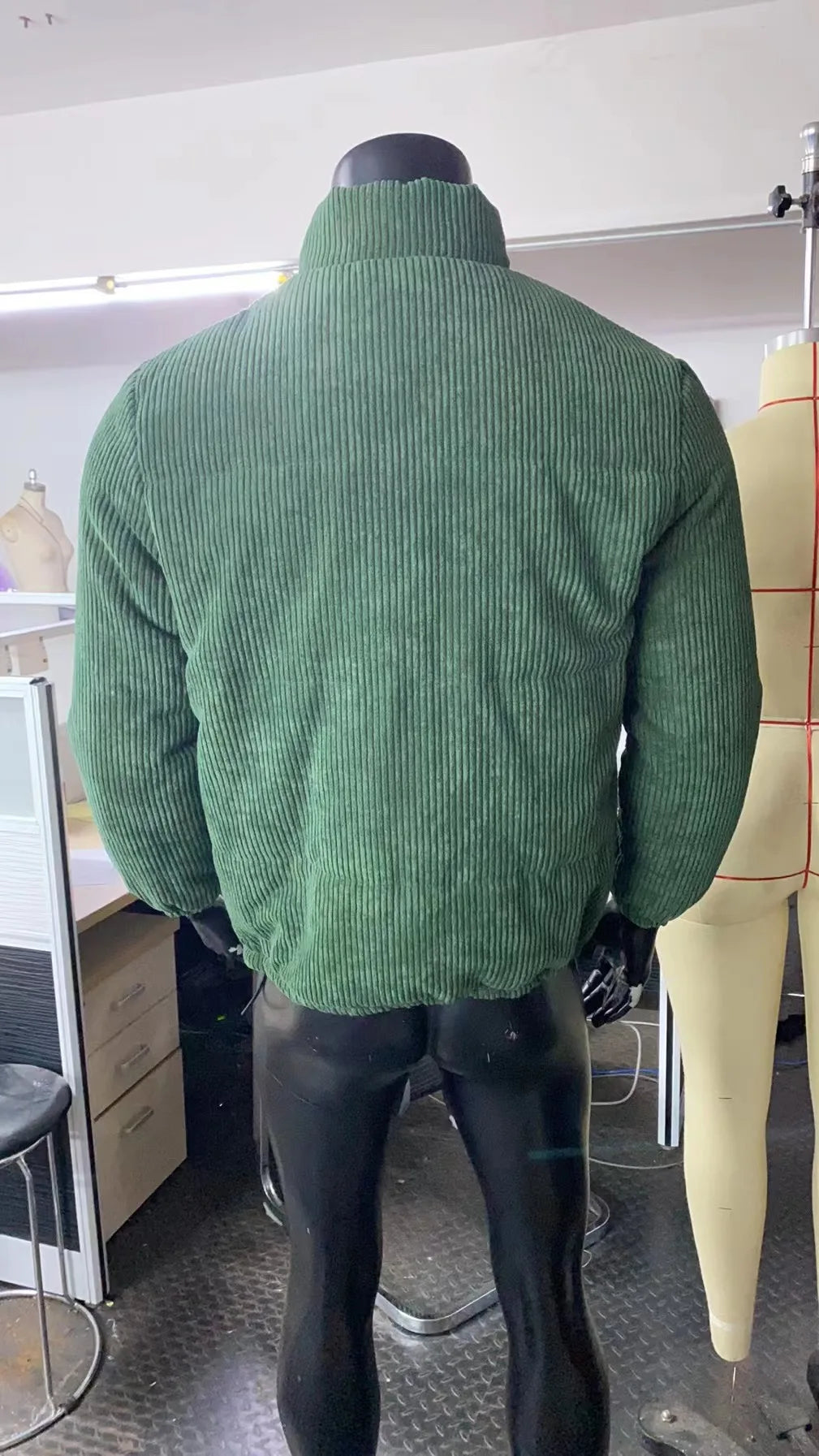 New Winter Men's Jacket Coats Corduroy Cotton Jacket Warm Bomber Jacket Loose Short Tops Bakery Wear