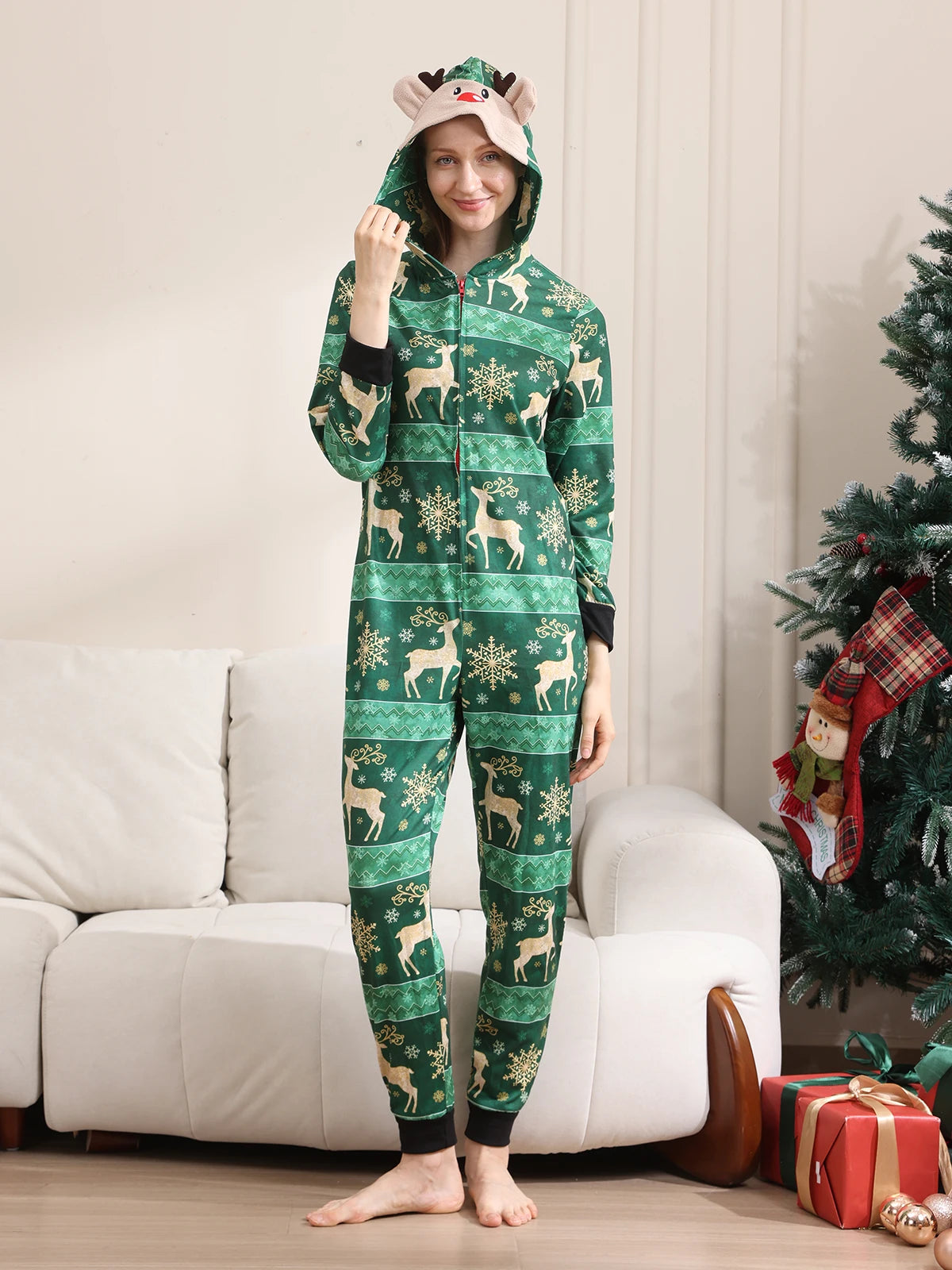 Family Christmas Pajamas Family clothing, Mom and Dad children baby jumpsuit Cute card jumpsuit overall Christmas family dress