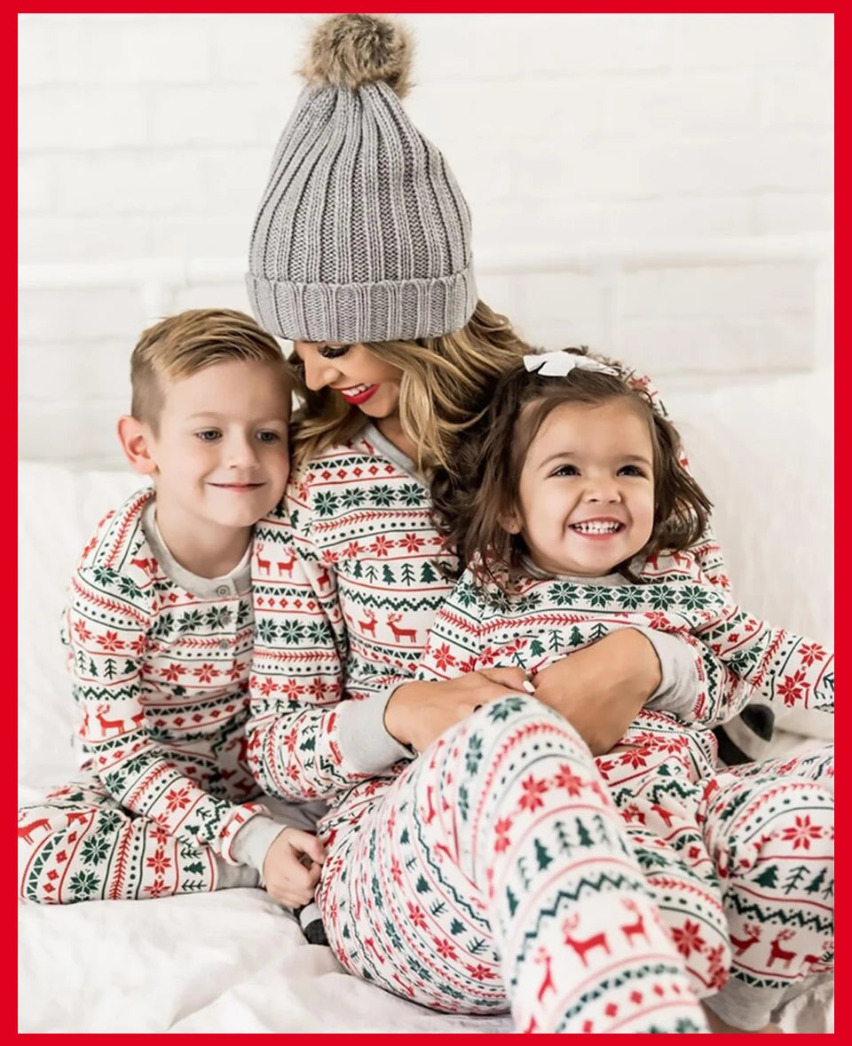 2023 Christmas Family Matching Pajamas New Year Xmas Father Mother Kids Baby Clothes Set Dad Mom And Daughter Son Pyjamas Outfit