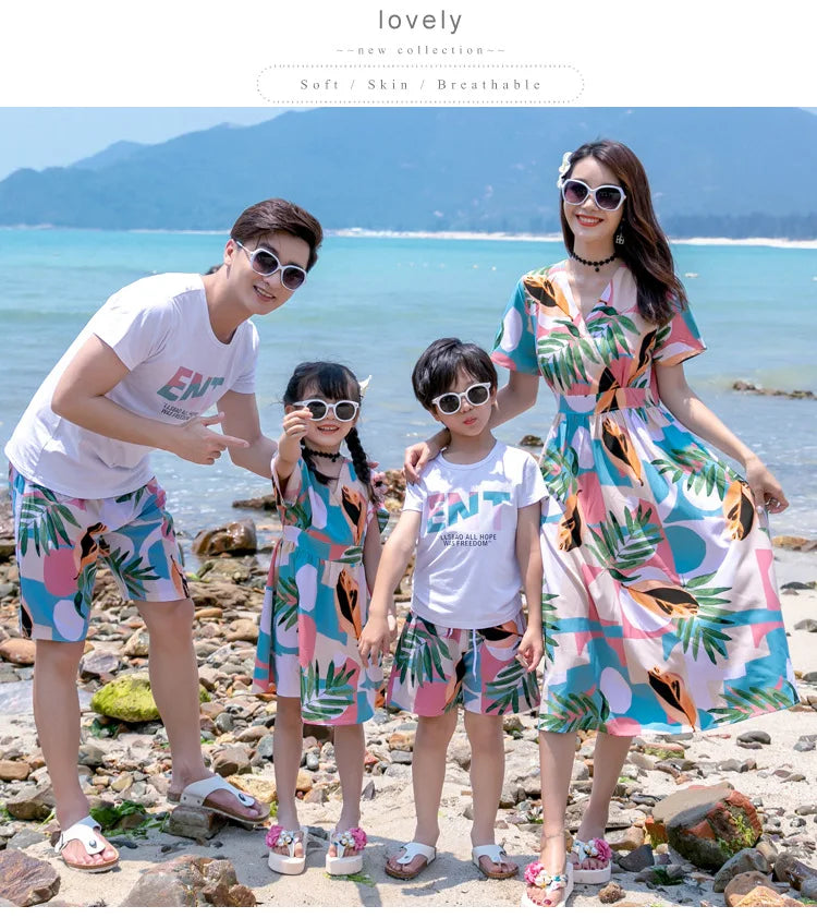 Family Matching Outfits Summer Beach Mother Daughter  Dresses Dad Son T-shirt & Shorts Family Look Couple Matching Outfit