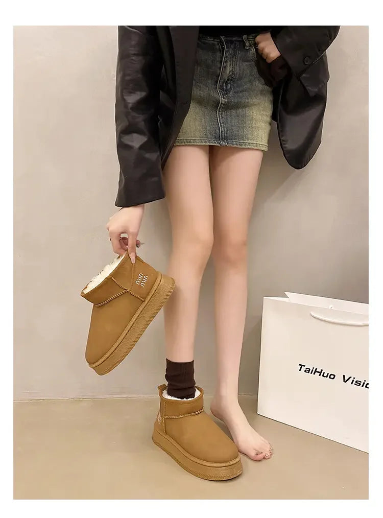 Winter fashion women's boots snow boots with fleece and fur women's shoes warm, non slip, wear-resistant, soft and comfortable