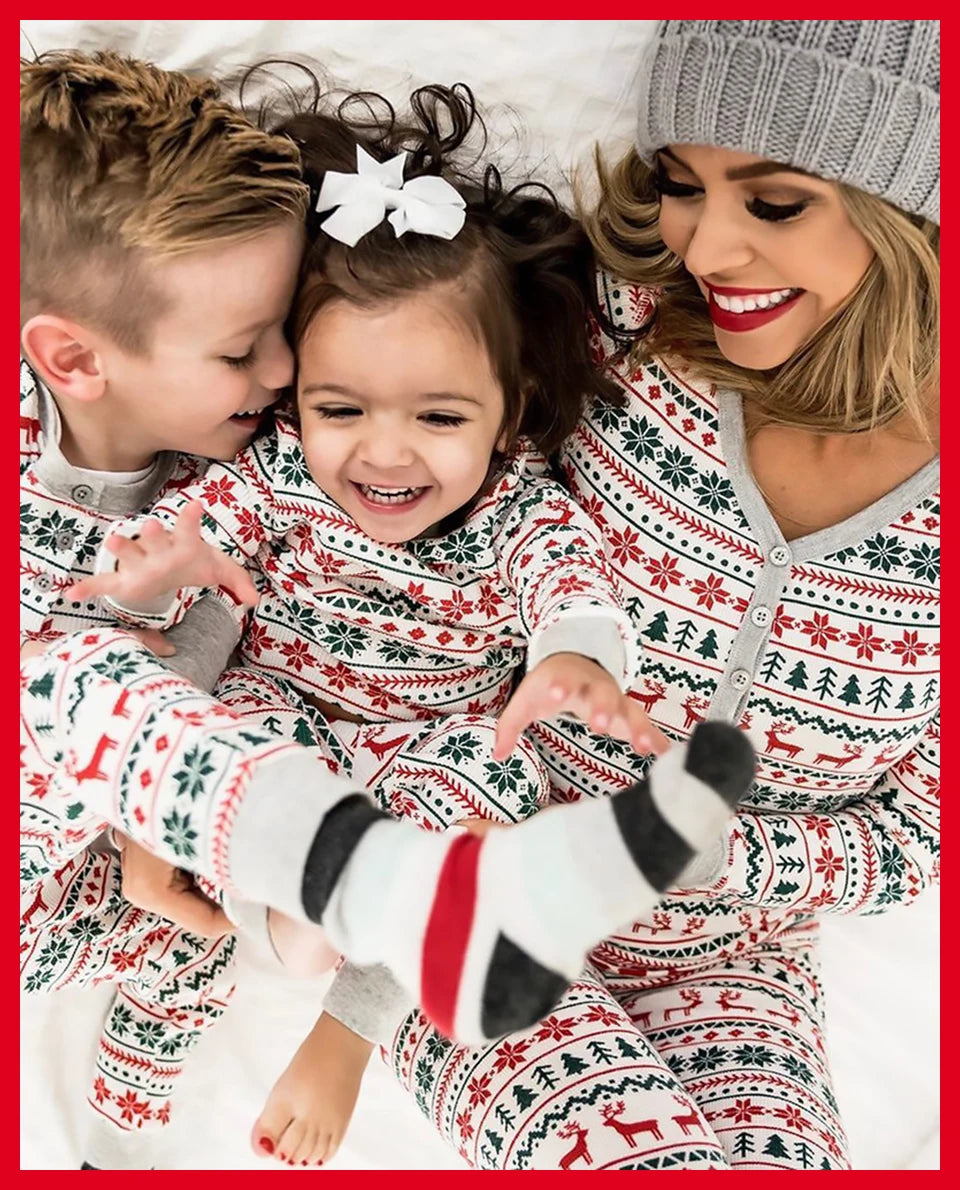 2023 Christmas Family Matching Pajamas New Year Xmas Father Mother Kids Baby Clothes Set Dad Mom And Daughter Son Pyjamas Outfit