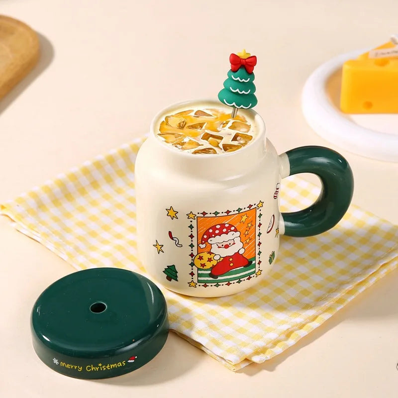 Christmas gifts: Ceramic cups with LIDS, spoons, cartoon mugs, high appearance level, creative New Year gifts and souvenirs