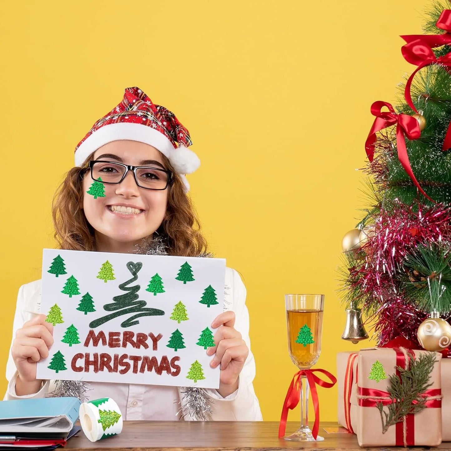 Christmas Tree Holiday Glitter Decor Gift Wrap Stickers Festive Atmosphere Decor Gift Stickers Perfect for Holiday Decor Gift Card Boxes Holiday Gift Decor Stickers