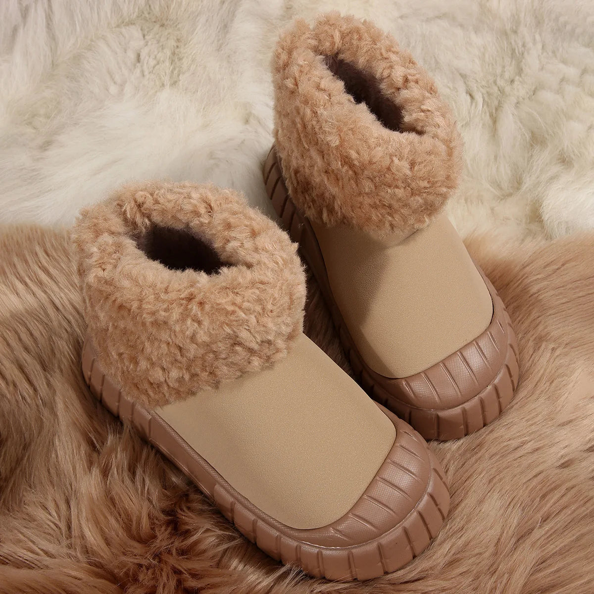 Winter Snow Boots for Women Warm Plush Ankle Boots Non-Slip Flat Sole Shoes for Girls Concise Outdoor Plush Shoes