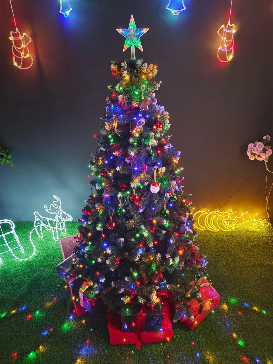 Festive Outdoor Christmas Garland & Tree Star Lights