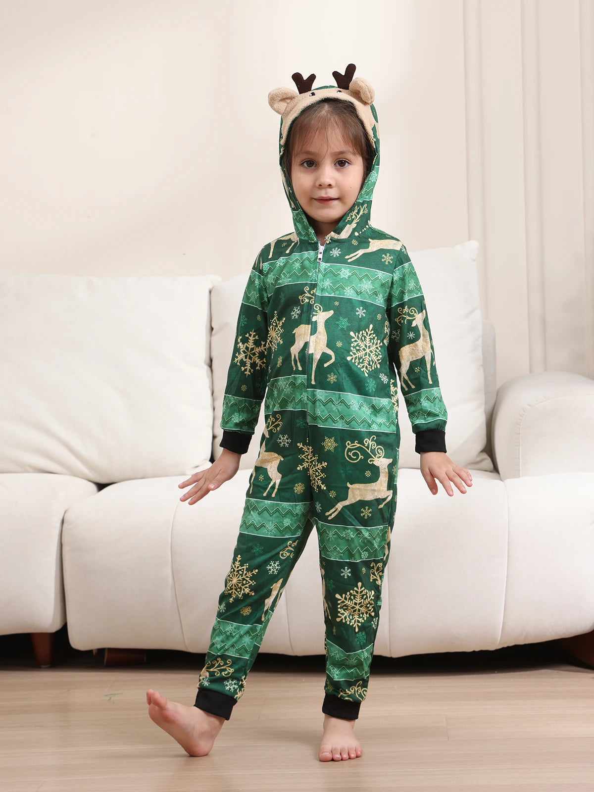 Family Christmas Pajamas Family clothing, Mom and Dad children baby jumpsuit Cute card jumpsuit overall Christmas family dress