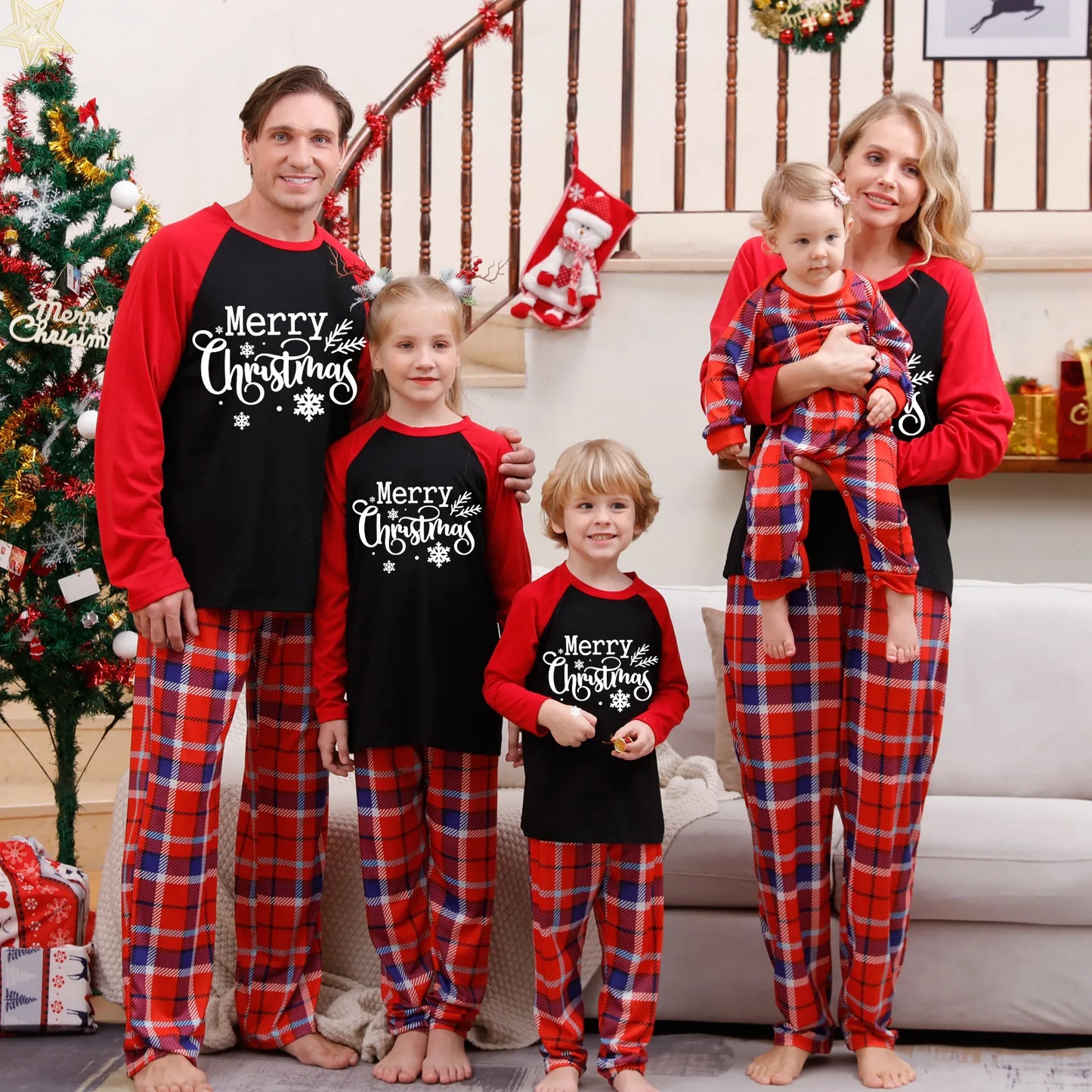 Christmas Family Matching Outfits Mom Dad Kids 2 Pieces Pajamas Set Baby Rompers Casual Loose Sleepwear Xmas Family Look Pyjamas