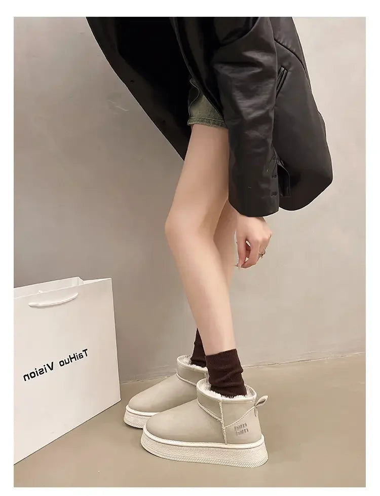 Winter fashion women's boots snow boots with fleece and fur women's shoes warm, non slip, wear-resistant, soft and comfortable